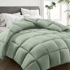 HYLEORY Sage Green All Season Twin Size Bed Comforter - Cooling Down